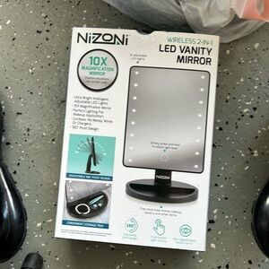 New Nizoni Wireless LED Vanity Mirror - Black